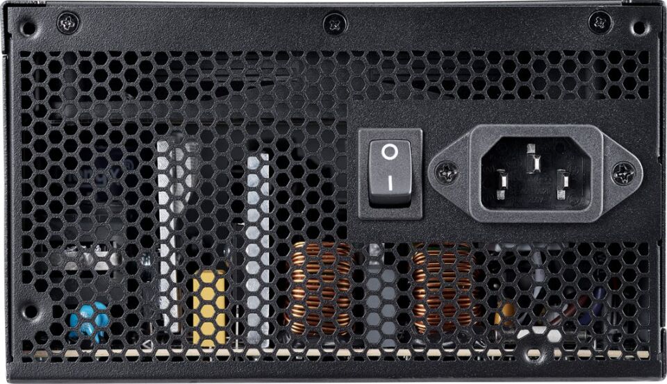 XPG 750W 80+ Bronze Güç Kaynağı PYLONII750B-BKCEU